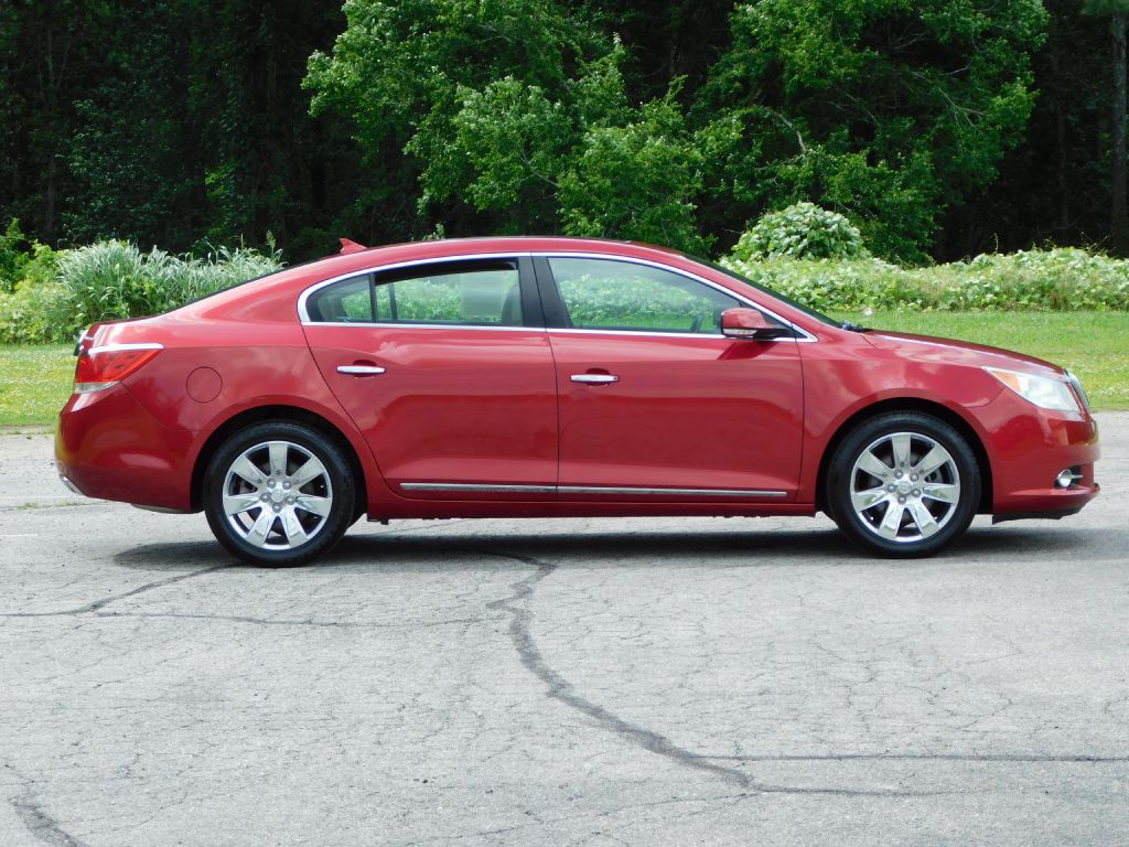 2013 Buick Lacrosse Image 3