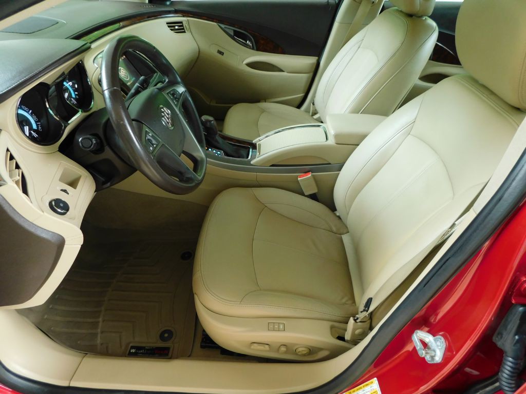 2013 Buick Lacrosse Image 8