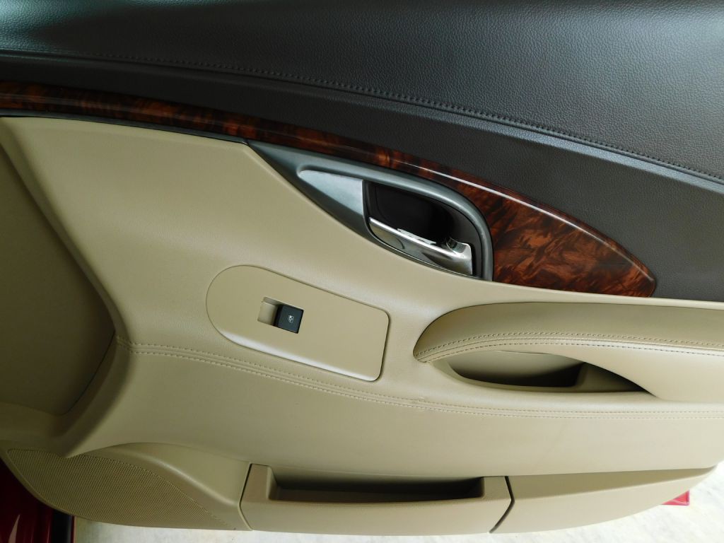 2013 Buick Lacrosse Image 30