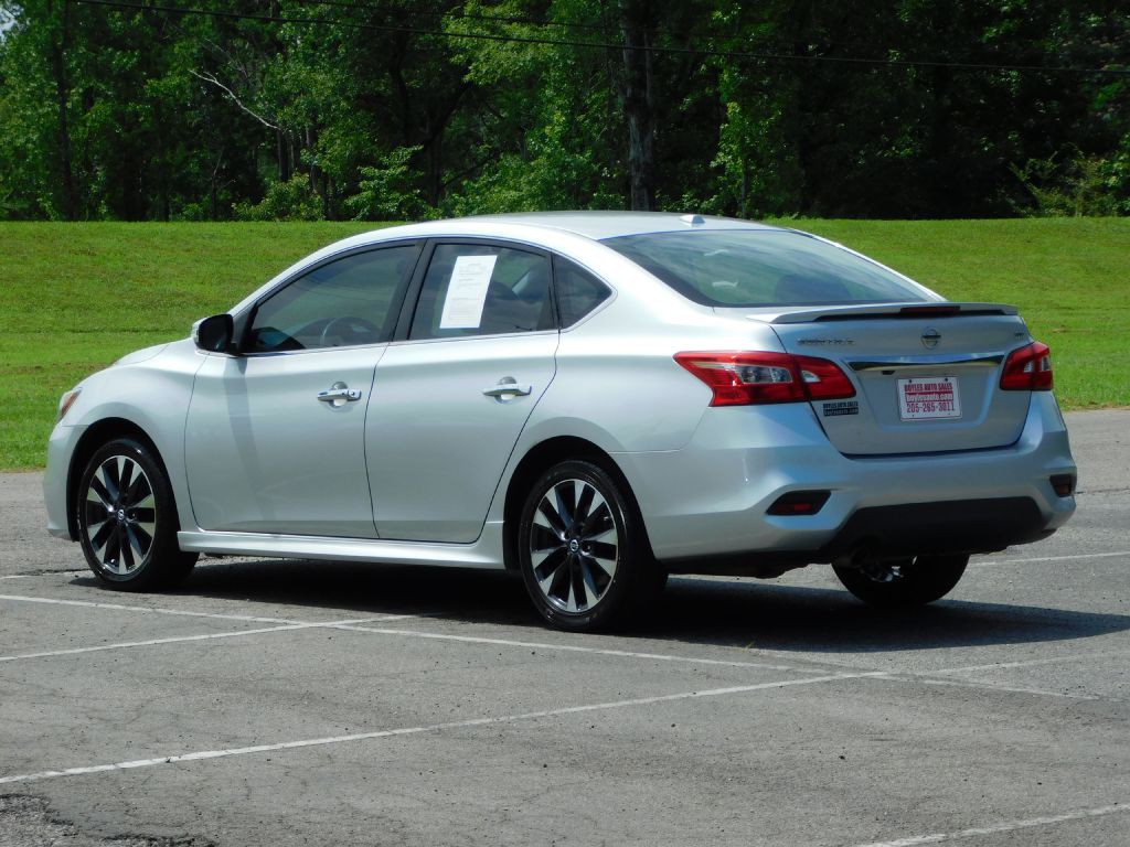 2016 Nissan Sentra Image 5