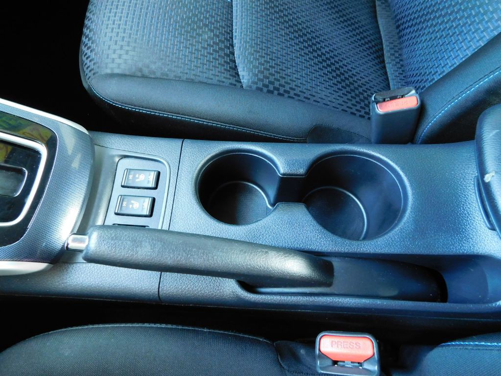 2016 Nissan Sentra Image 16