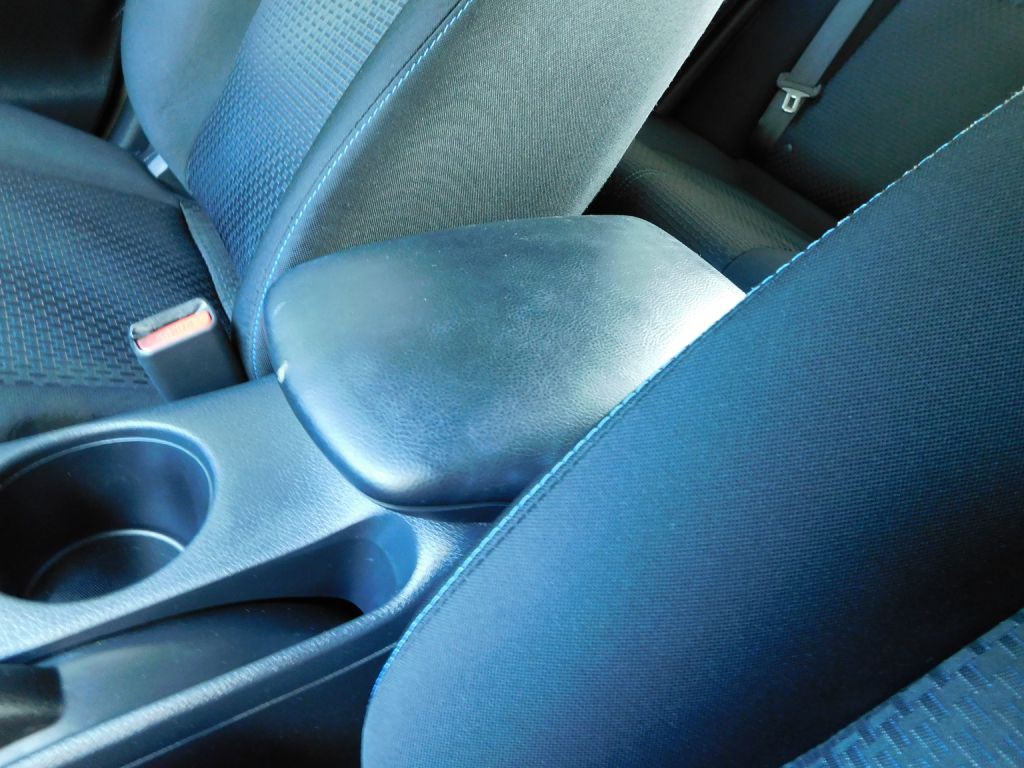 2016 Nissan Sentra Image 17
