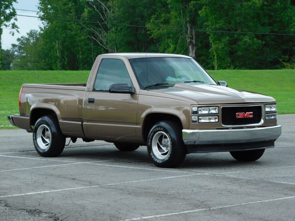 1995 GMC Sierra Image 1