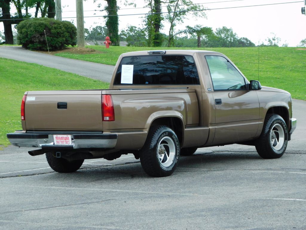 1995 GMC Sierra Image 6