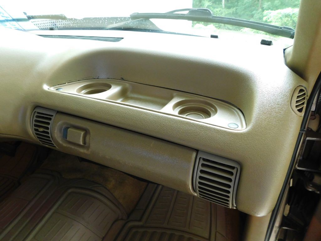 1995 GMC Sierra Image 24
