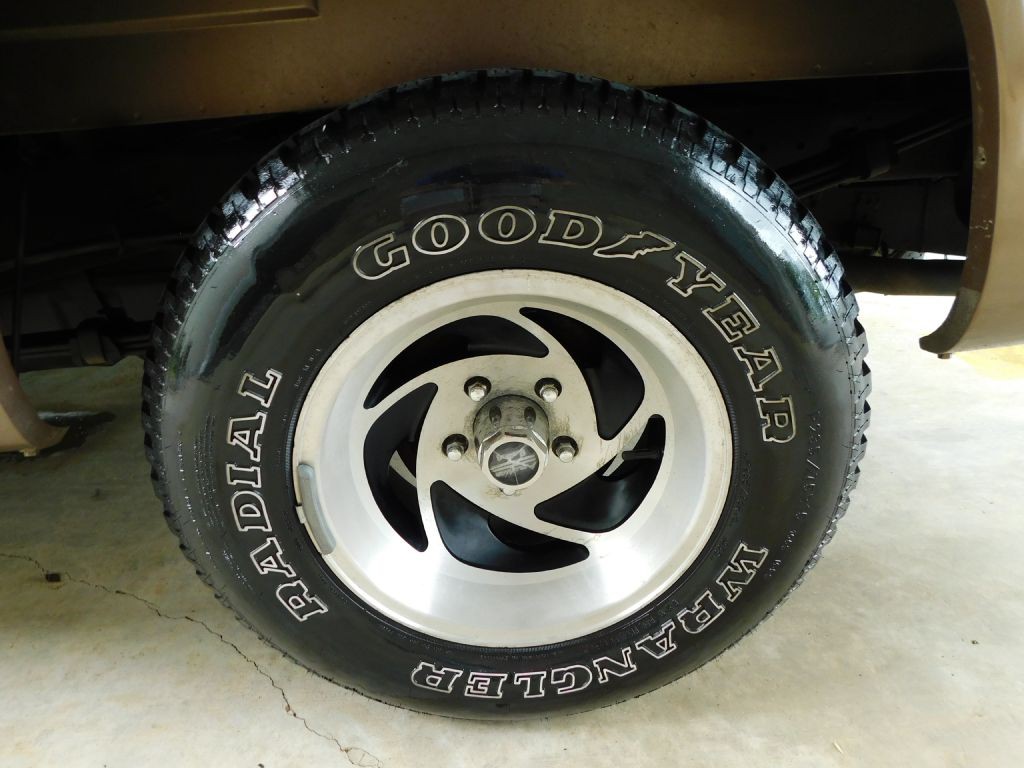 1995 GMC Sierra Image 29