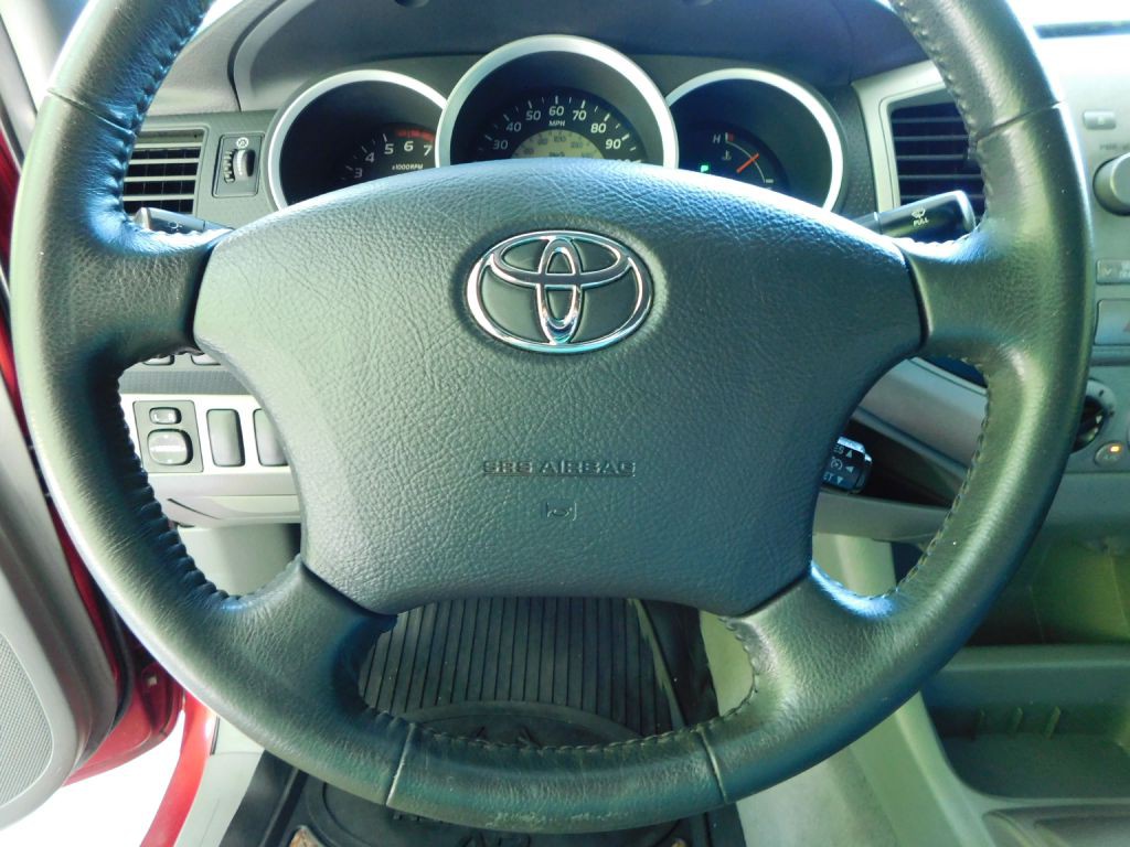 2007 Toyota Tacoma Image 10