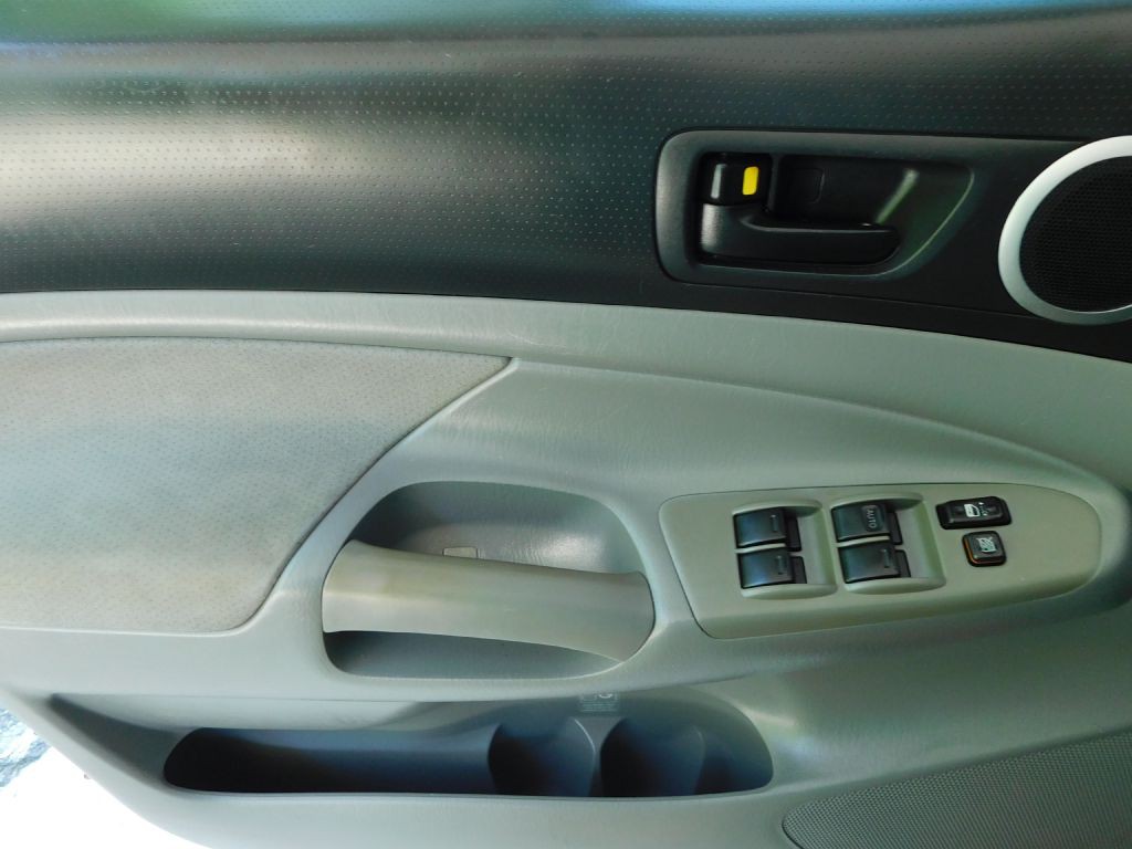2007 Toyota Tacoma Image 18