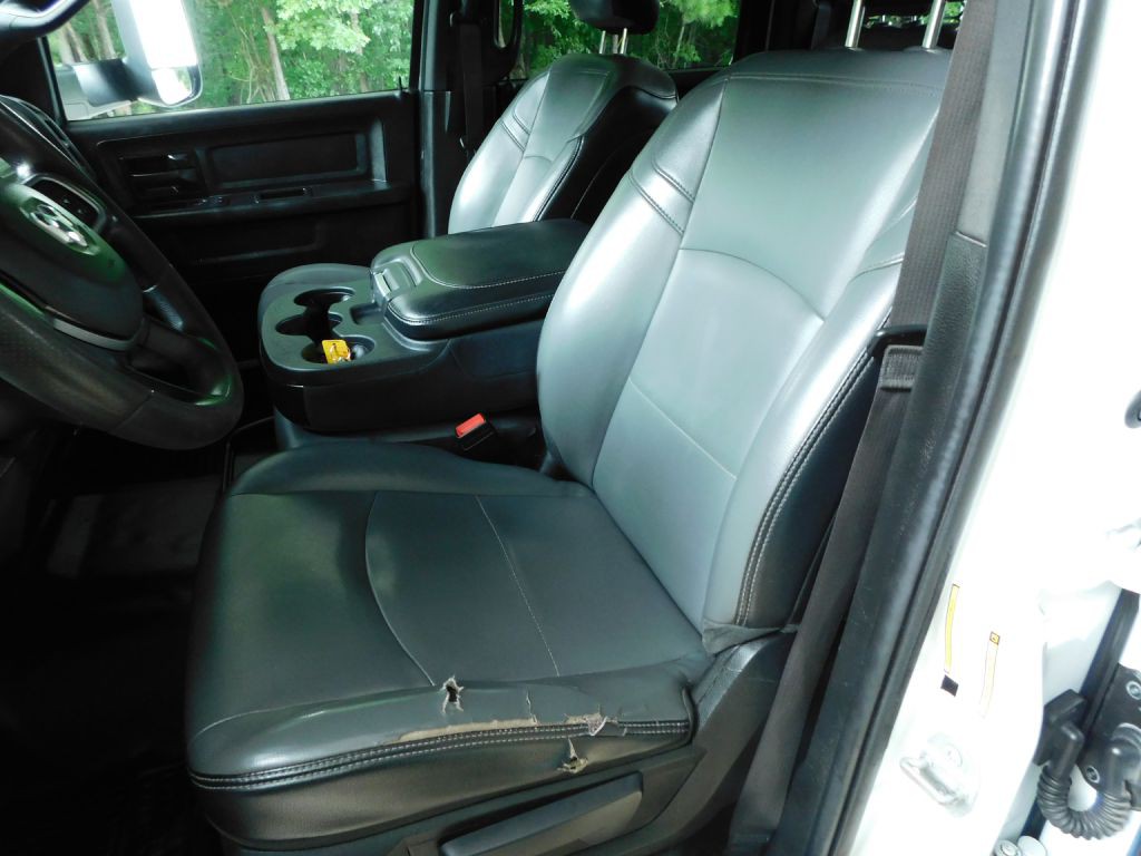 2021 RAM 5500 Image 9