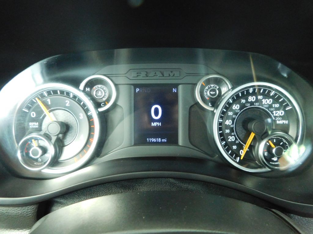 2021 RAM 5500 Image 10