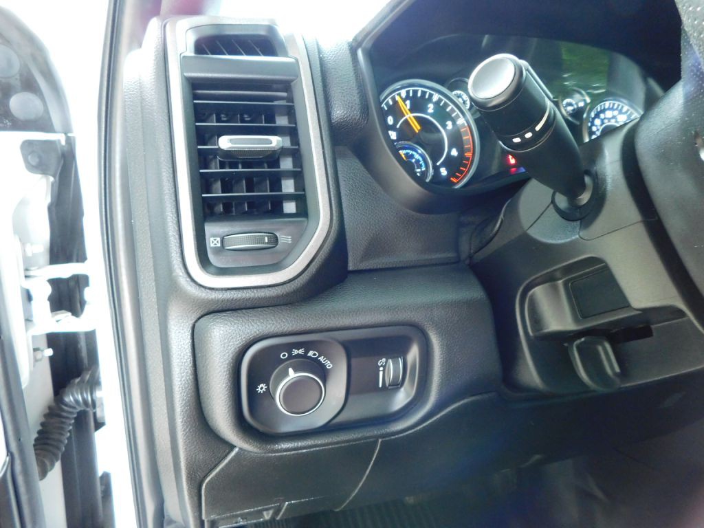 2021 RAM 5500 Image 12