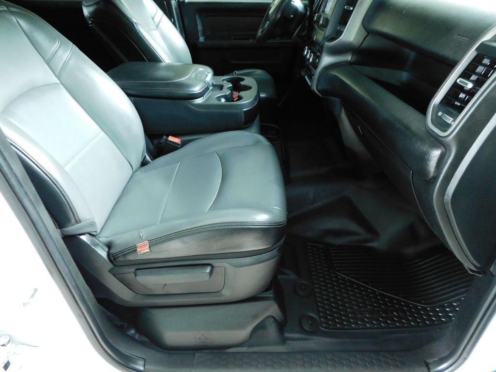 2021 RAM 5500 Image 27