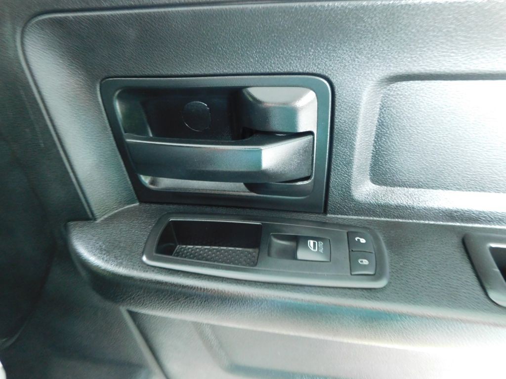 2021 RAM 5500 Image 30