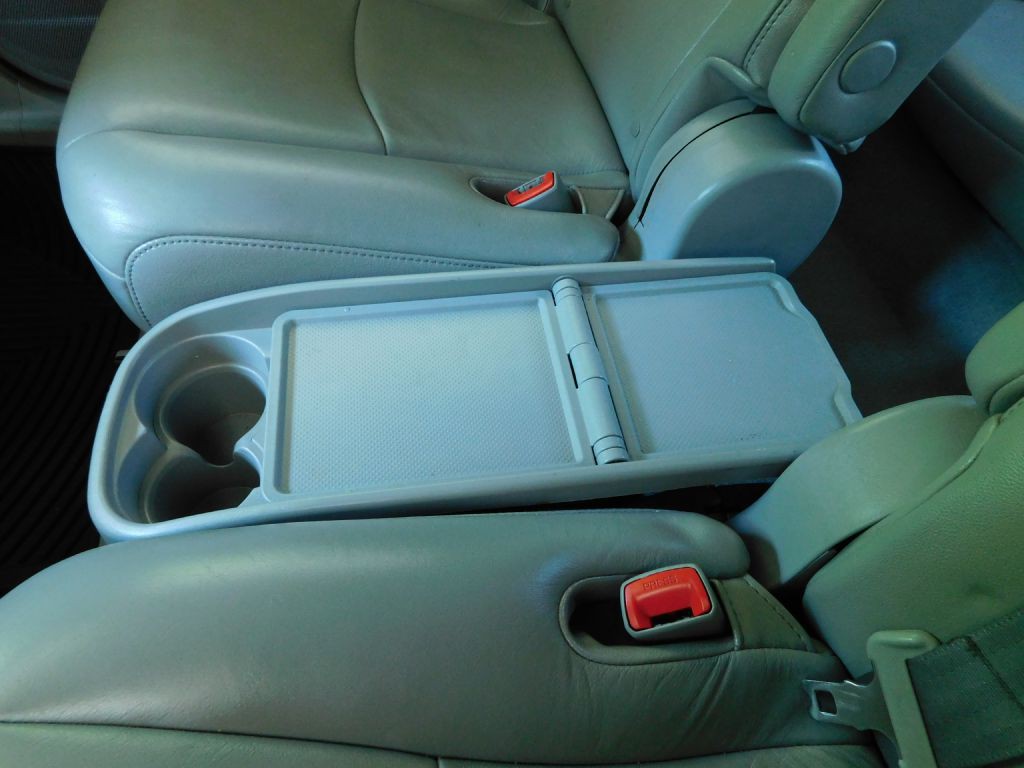 2010 Toyota Highlander Image 27