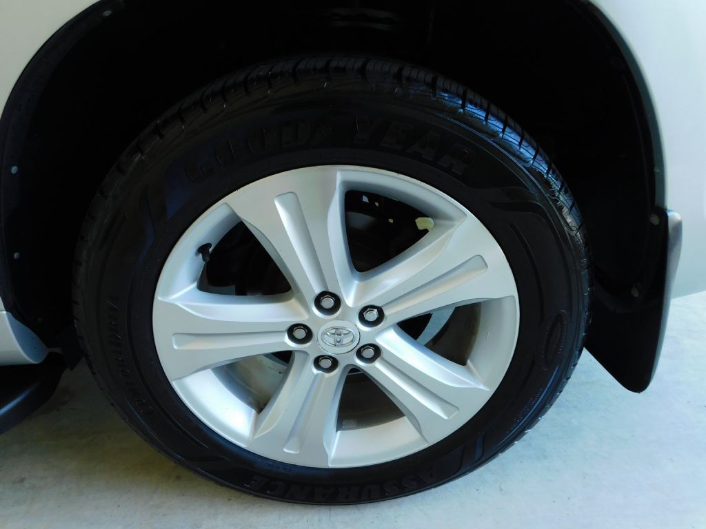 2010 Toyota Highlander Image 41