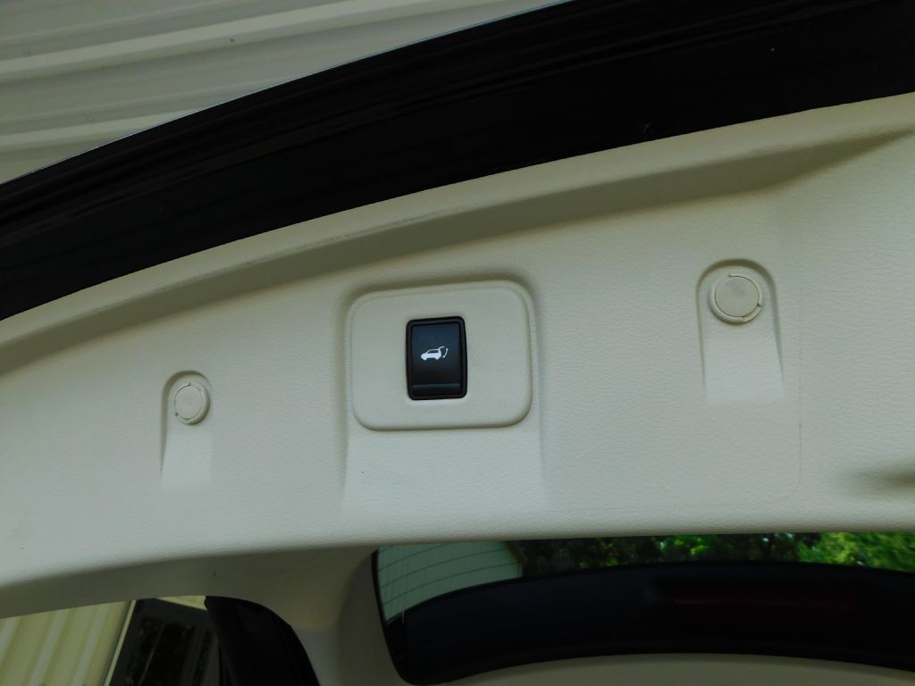 2017 Nissan Murano Image 31