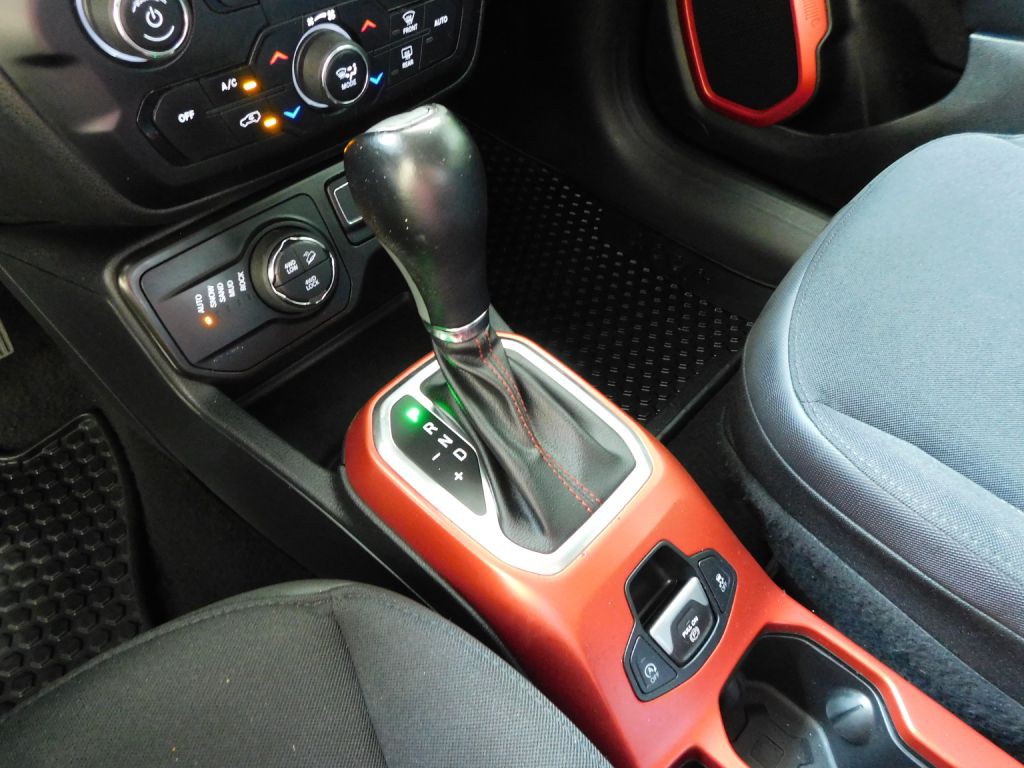 2020 Jeep Renegade Image 17