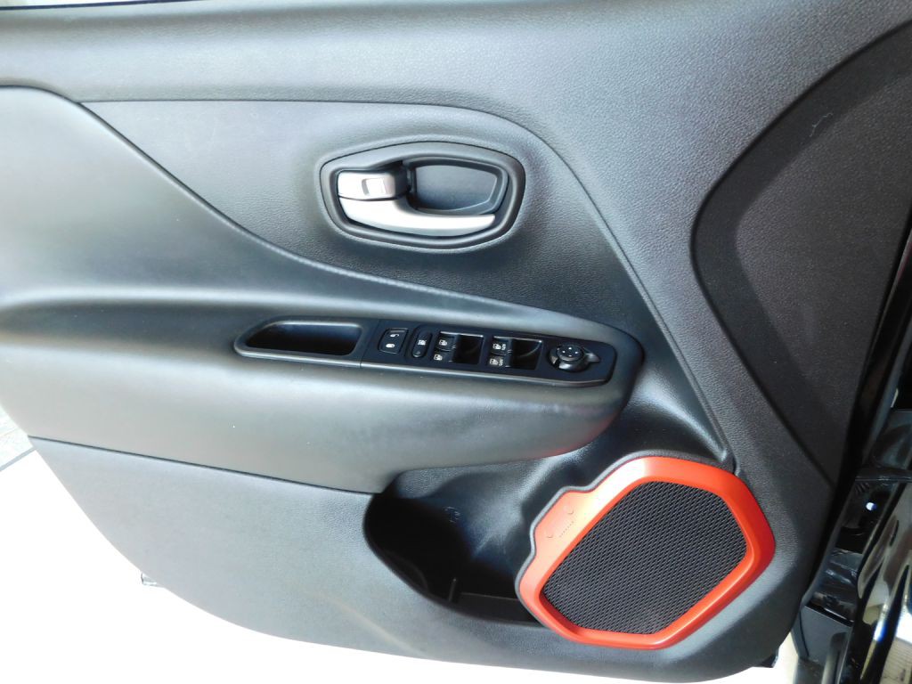 2020 Jeep Renegade Image 20