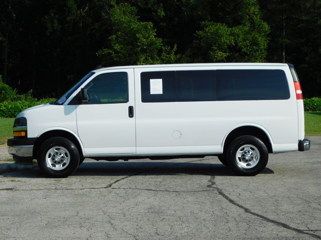 2020 Chevrolet Express Image 5