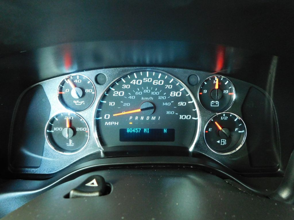 2020 Chevrolet Express Image 10