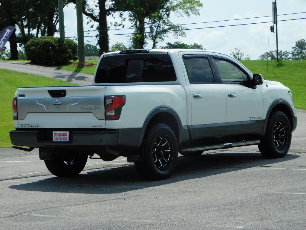 2021 Nissan Titan Image 6