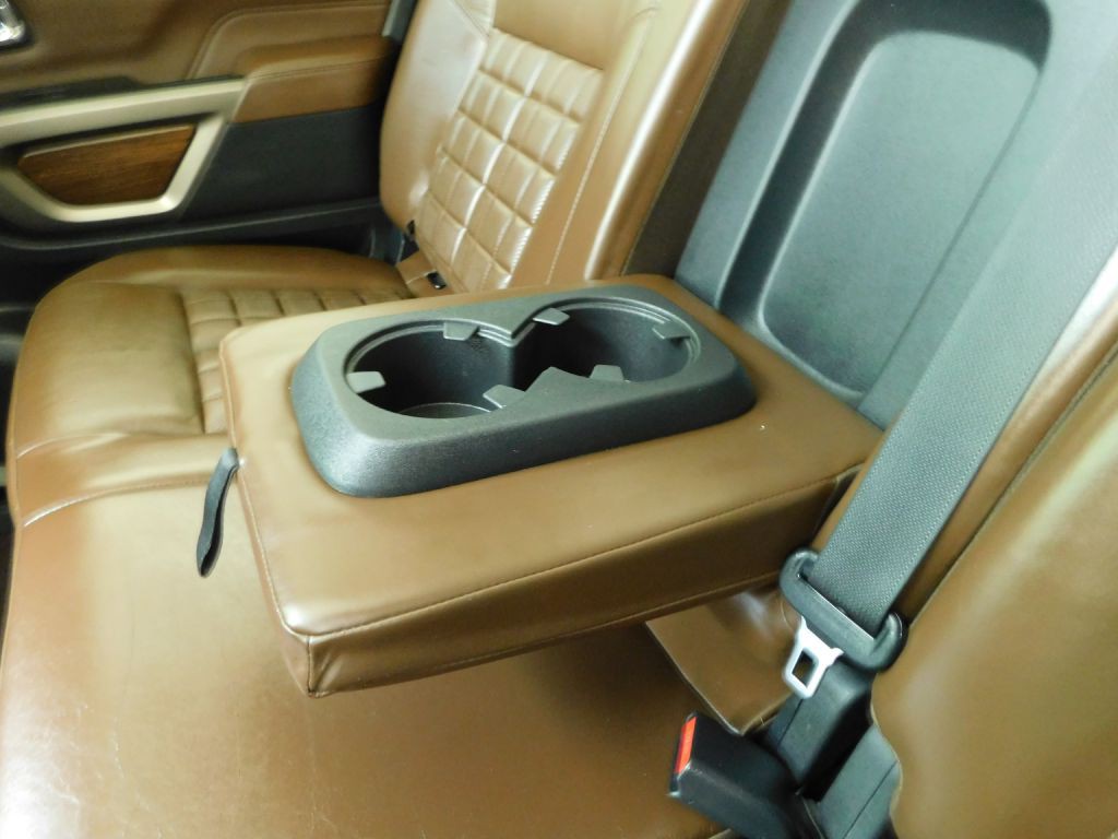 2021 Nissan Titan Image 31