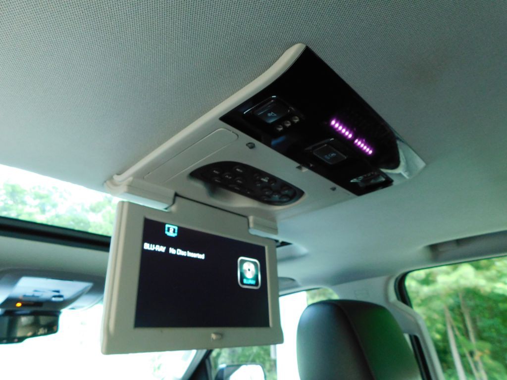2015 Chevrolet Tahoe Image 25