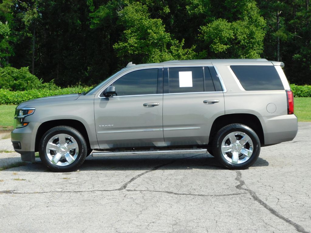 2017 Chevrolet Tahoe Image 4