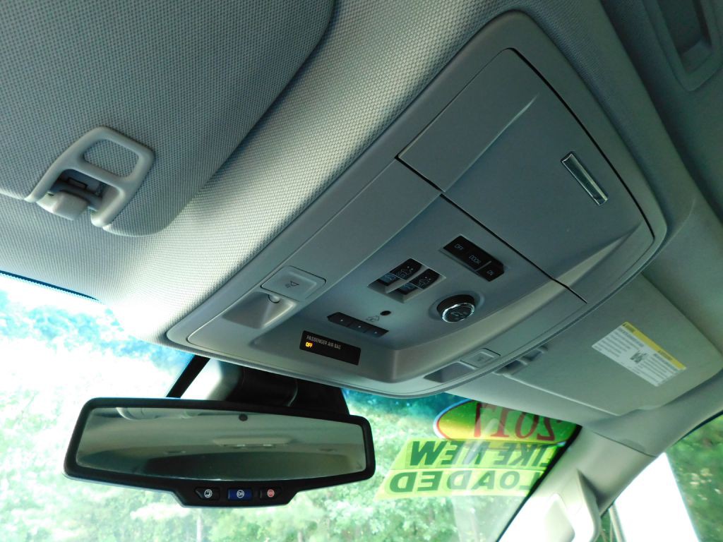 2017 Chevrolet Tahoe Image 21