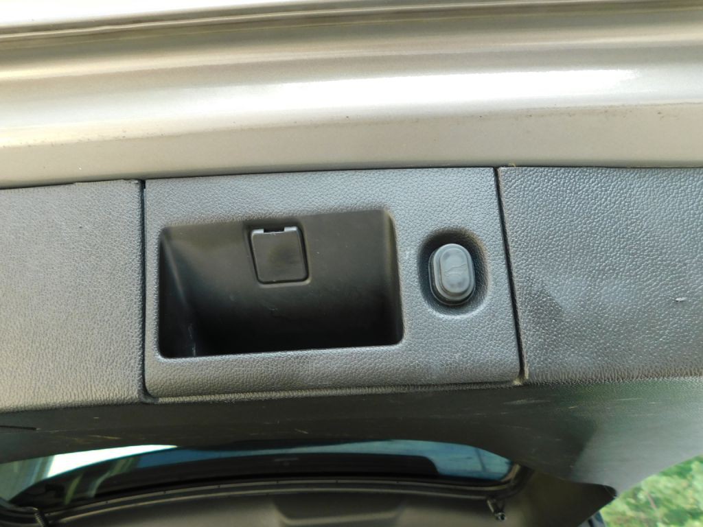 2017 Chevrolet Tahoe Image 31