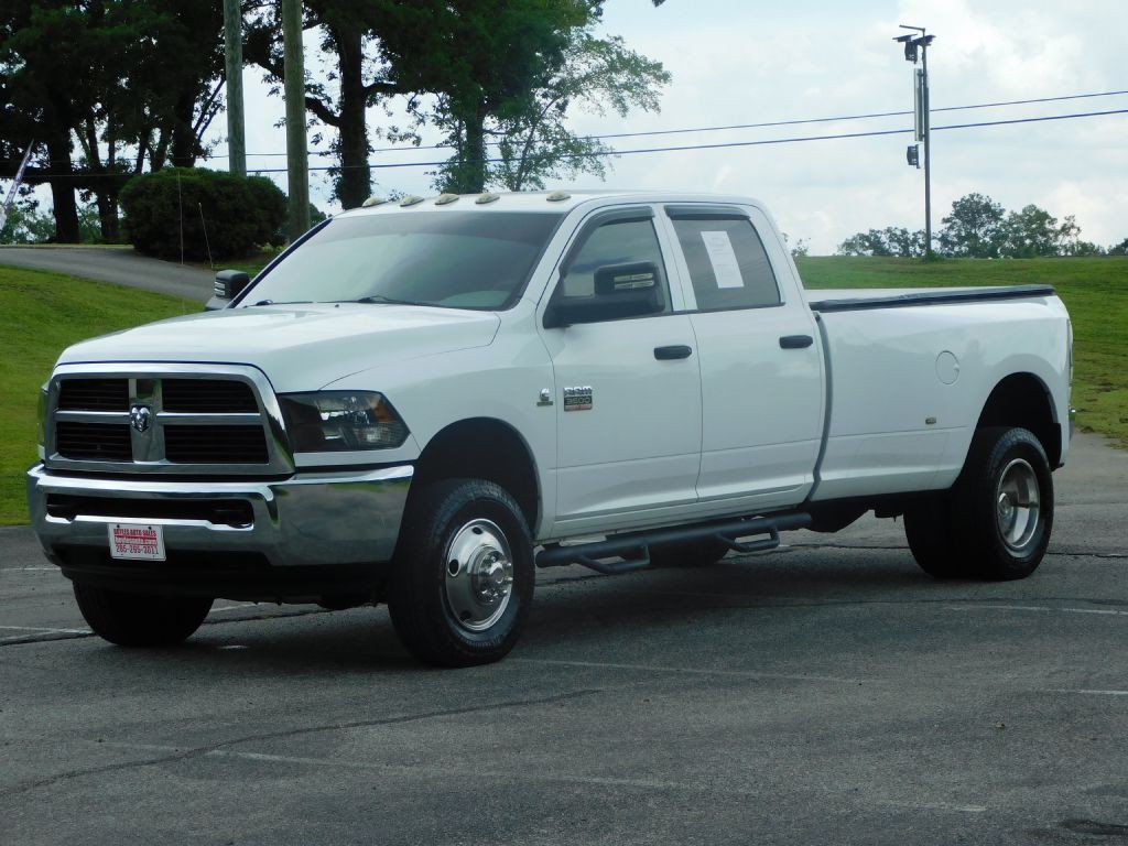 2012 Dodge Ram 3500 Image 2