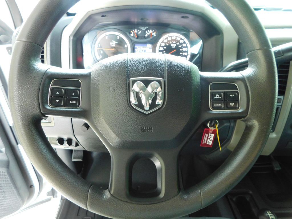 2012 Dodge Ram 3500 Image 10