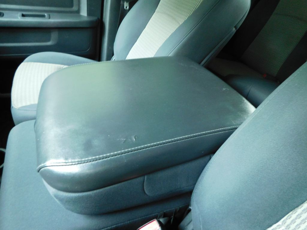 2012 Dodge Ram 3500 Image 14