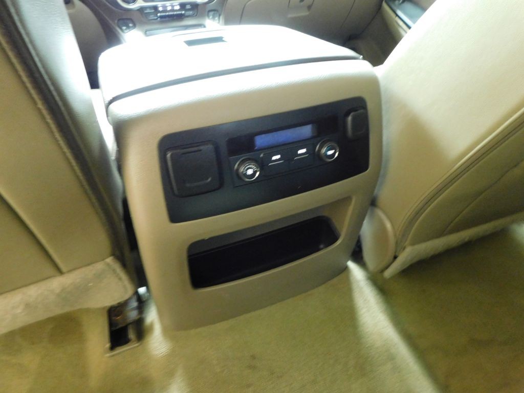 2017 Chevrolet Tahoe Image 26
