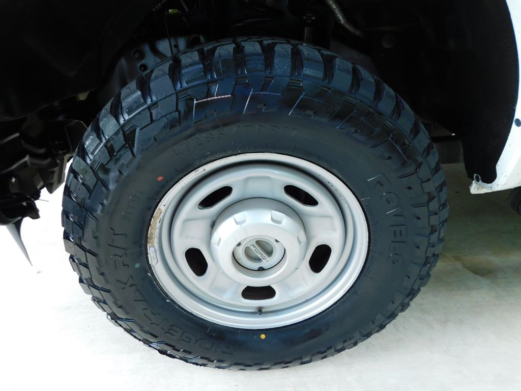 2016 Ford F-250 Image 28