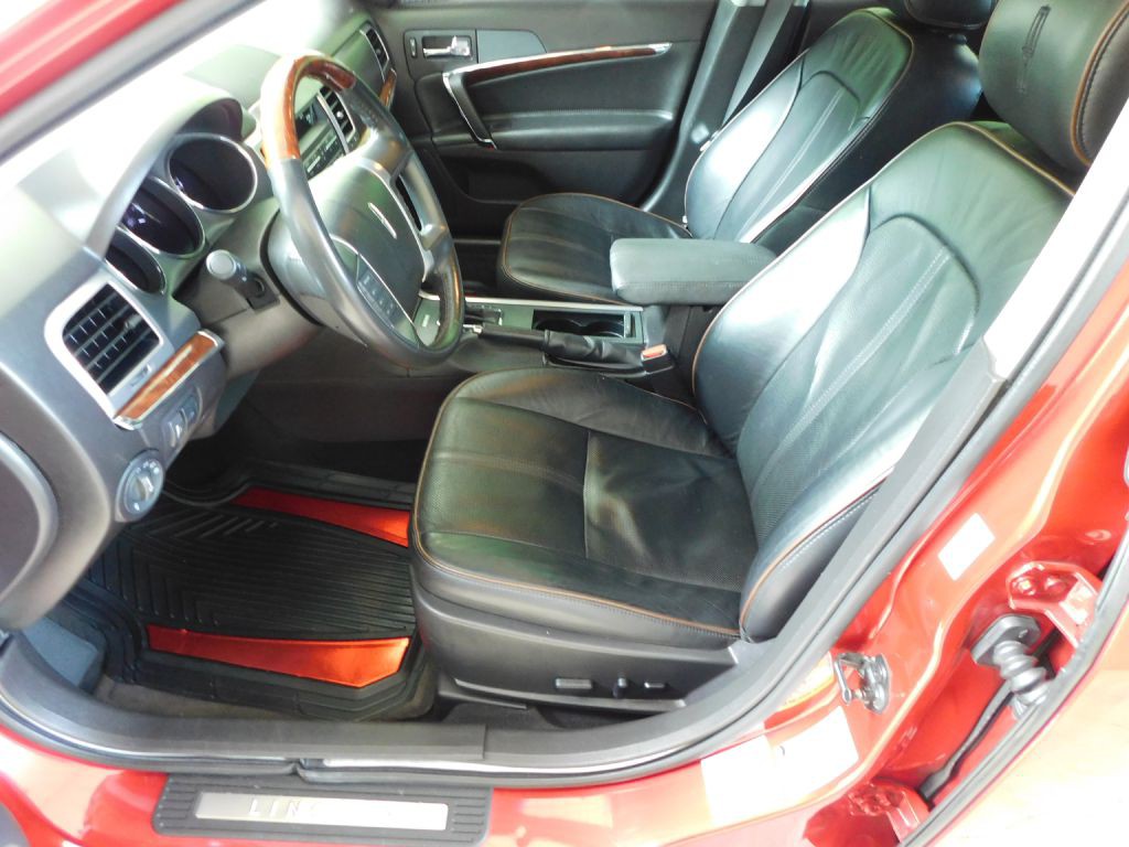 2011 Lincoln MKZ Image 7