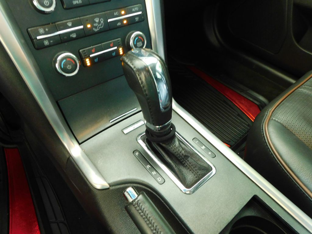 2011 Lincoln MKZ Image 14