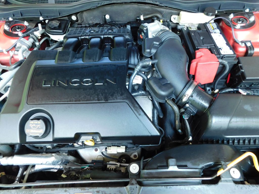 2011 Lincoln MKZ Image 31