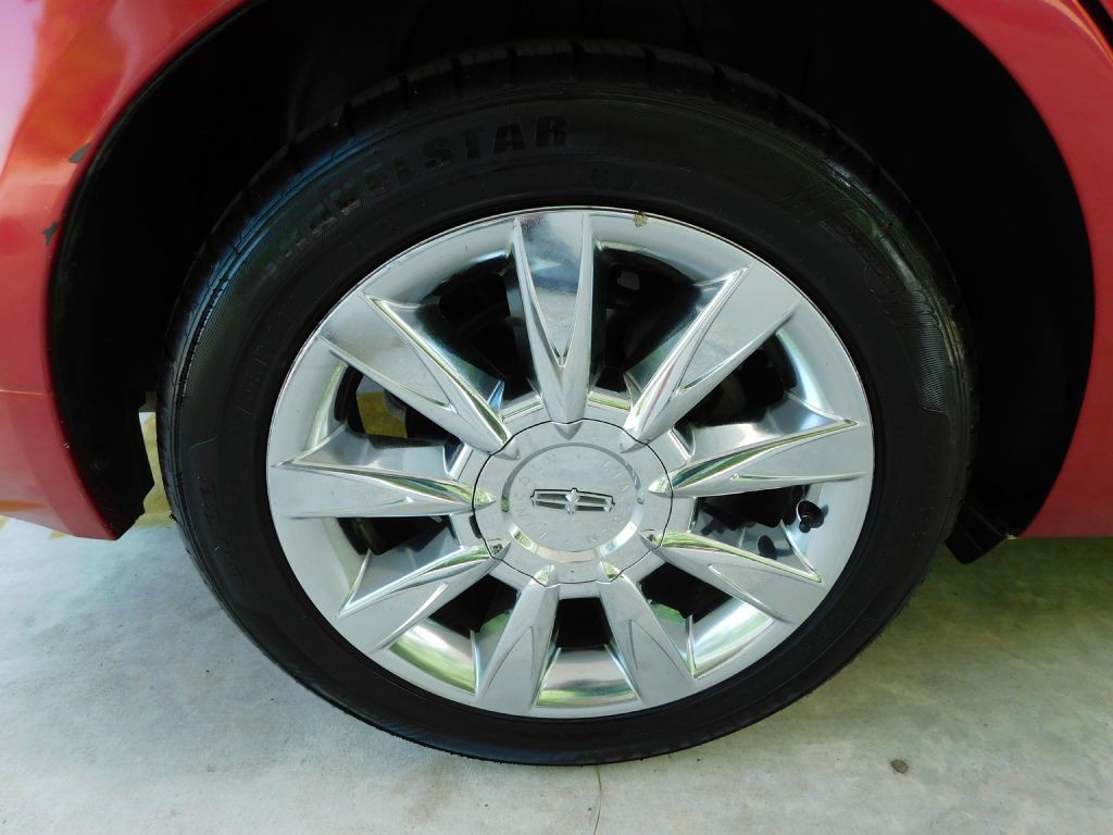 2011 Lincoln MKZ Image 34