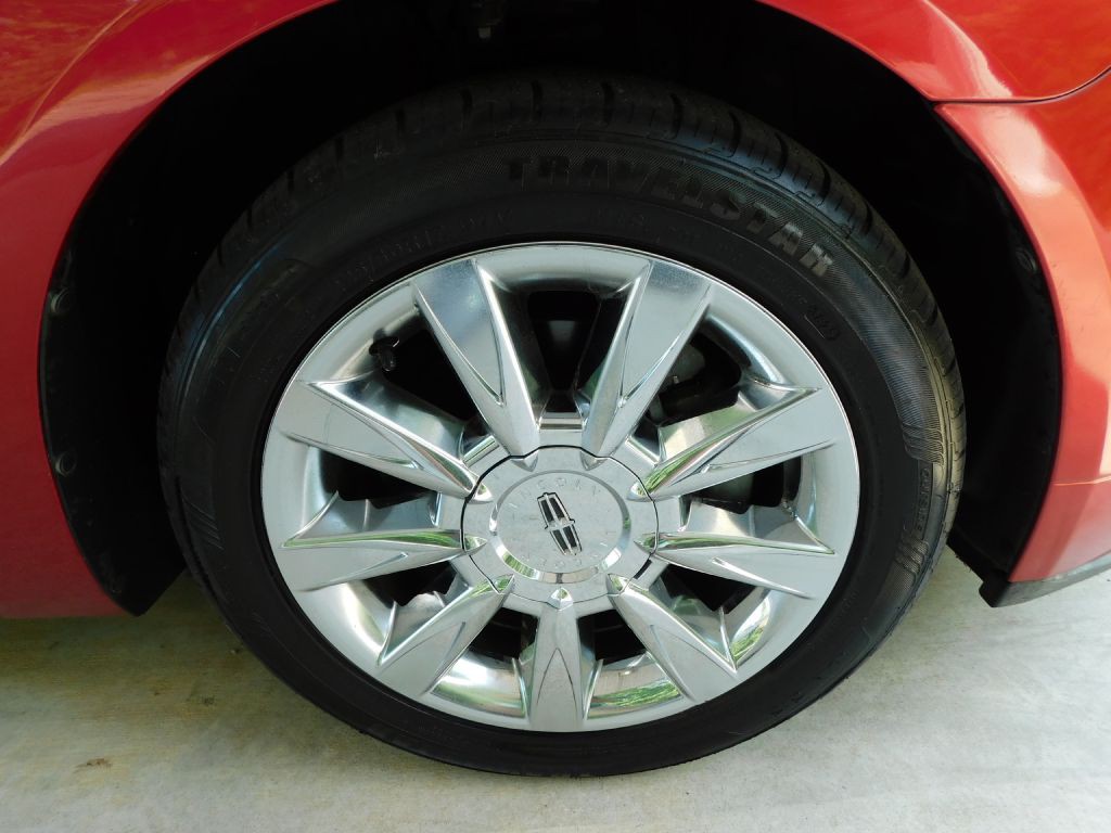 2011 Lincoln MKZ Image 35