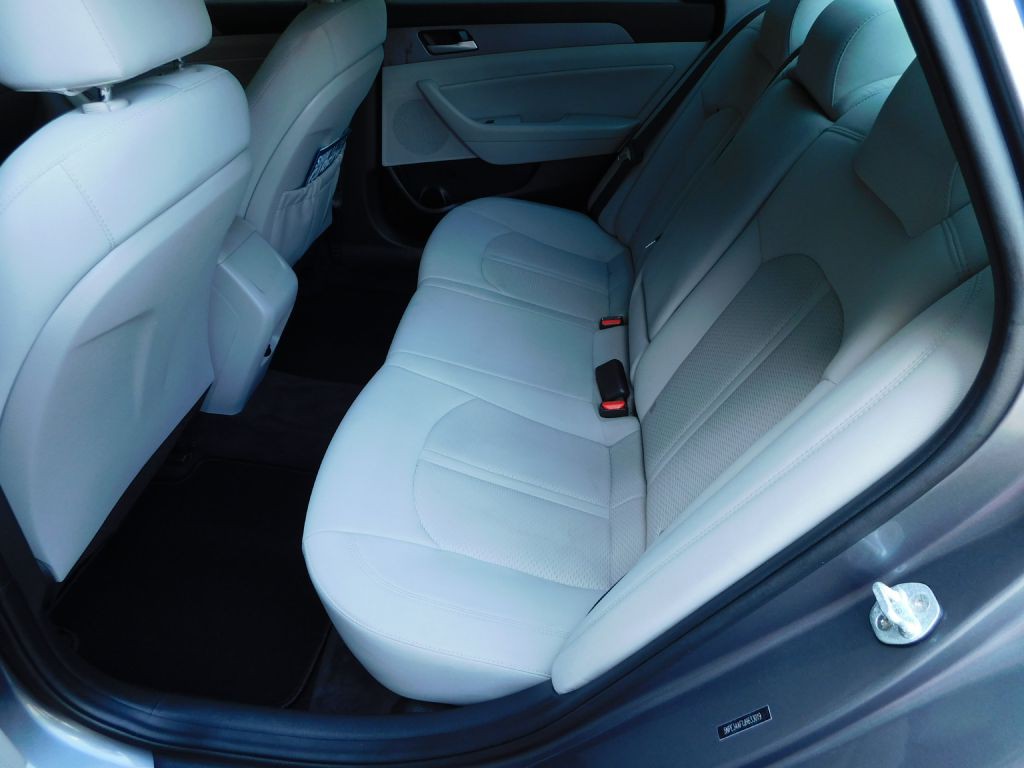 2018 Hyundai Sonata Image 22