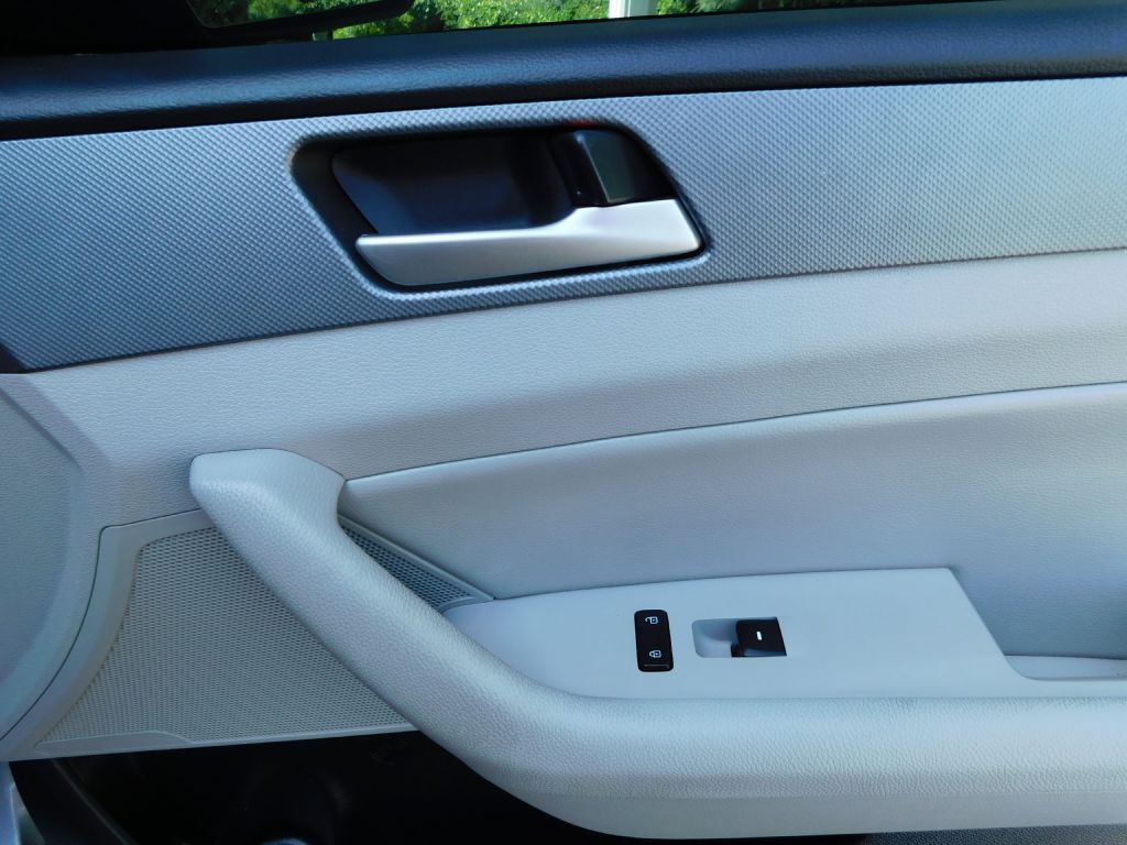 2018 Hyundai Sonata Image 30