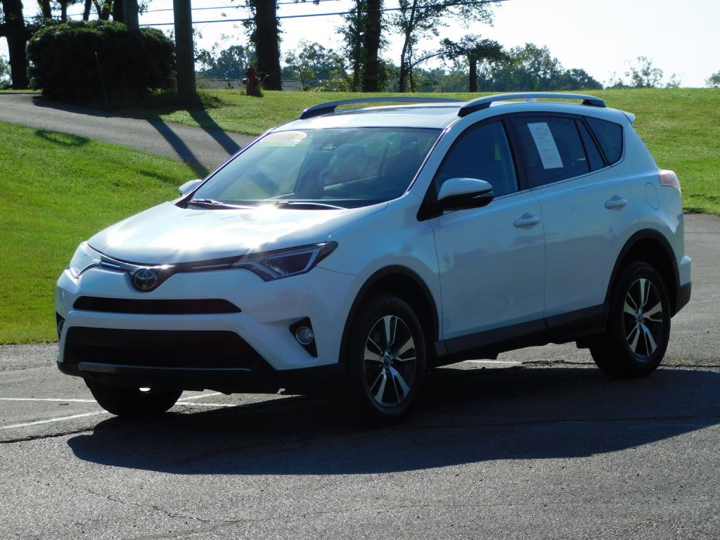 2018 Toyota Rav4 Image 2