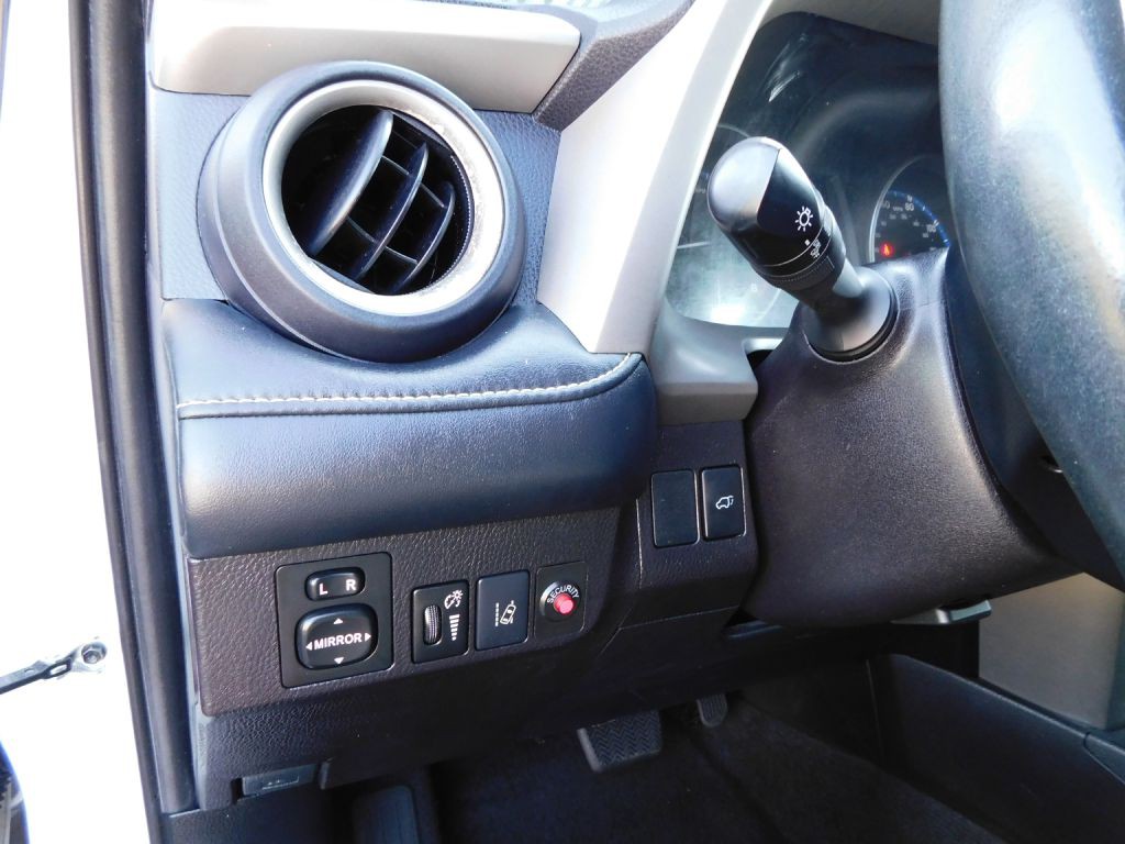 2018 Toyota Rav4 Image 11