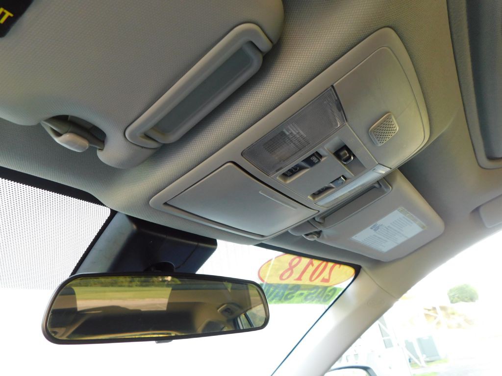2018 Toyota Rav4 Image 20