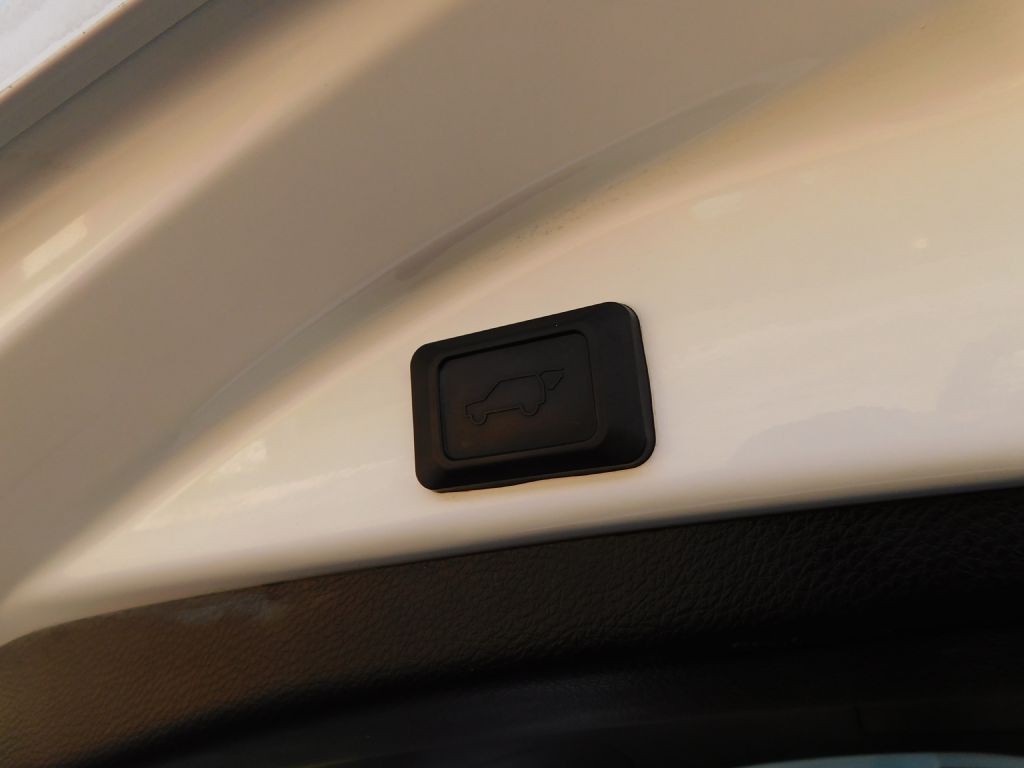 2018 Toyota Rav4 Image 28