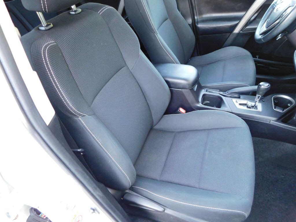 2018 Toyota Rav4 Image 31