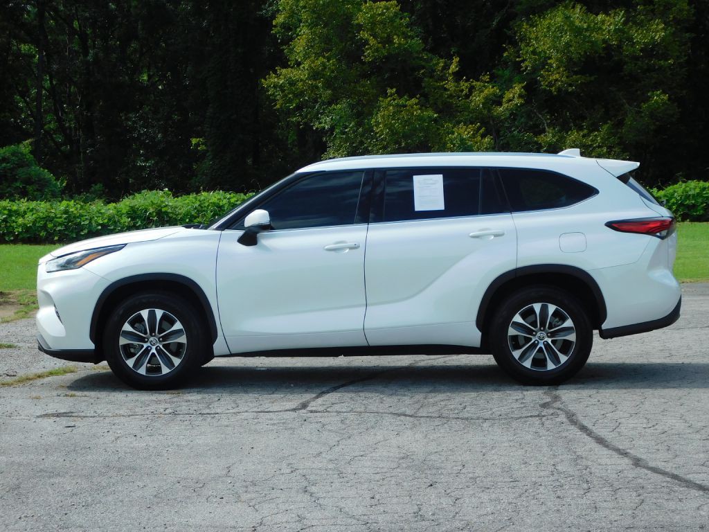 2021 Toyota Highlander Image 4