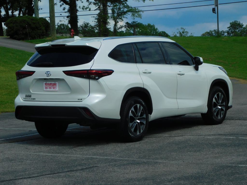 2021 Toyota Highlander Image 6