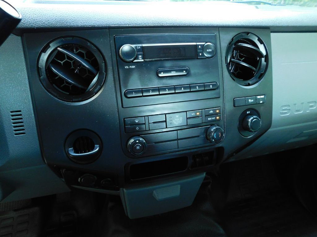 2015 Ford F-250 Image 13